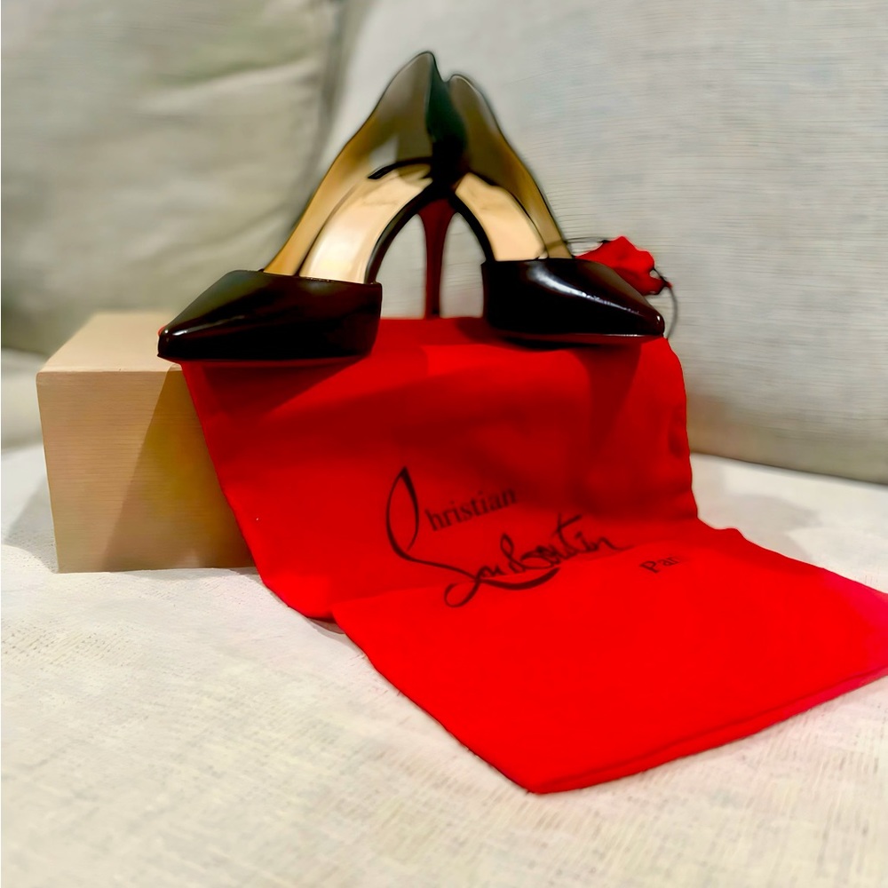 CHRISTIAN LOUBOUTIN~ IZIRA 85~ SIZE 38.5~COME IN BOX WITH DUSTER